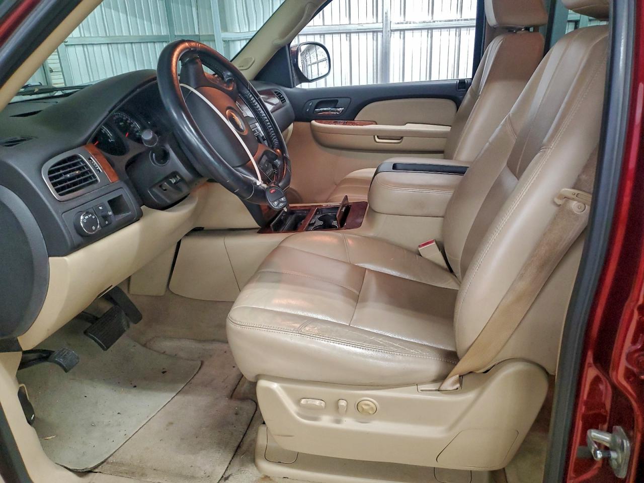 Chevrolet Avalanche C1500 Image 7