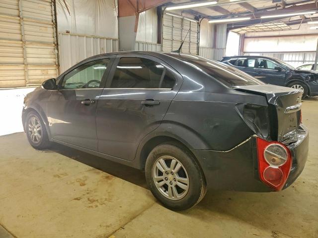 Chevrolet Sonic Lt Image 3