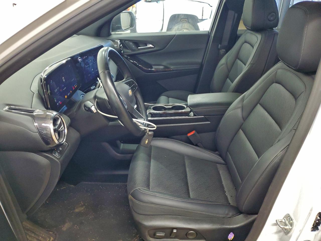 Chevrolet Equinox Lt Image 13