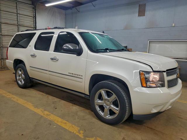 Chevrolet Suburban K1500 Ltz Image 12