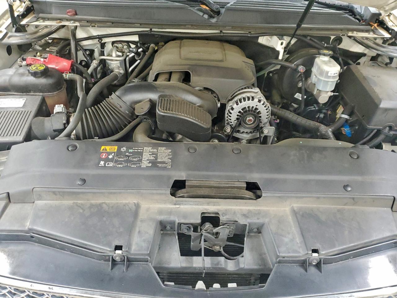 Chevrolet Suburban K1500 Ltz Image 9